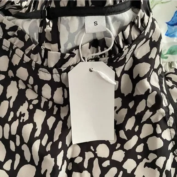 Boutique Printed Dress Size Small New - Picture 10 of 10